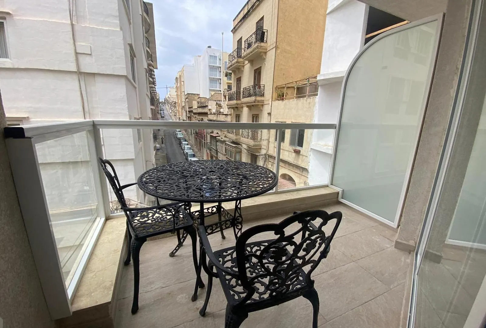 Seaview Sliema Apartment Malta